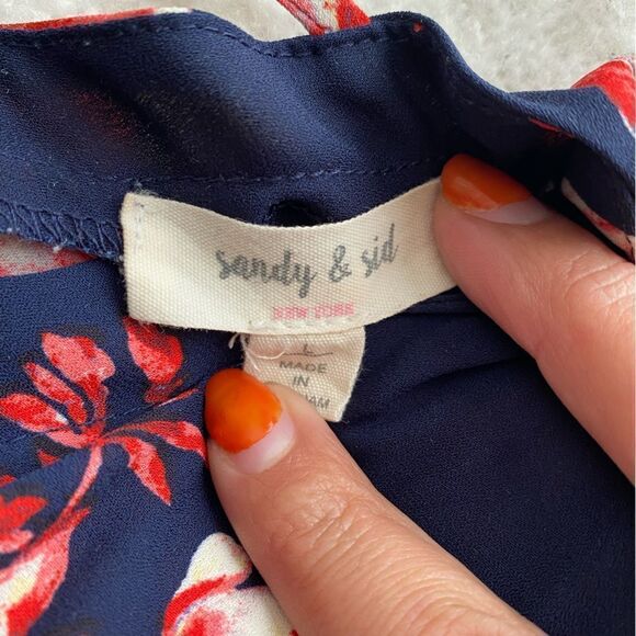 Sandy and Sid Blue and Pink Floral Top Size Large - Picture 6 of 9